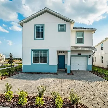 4710 Kings Castle Circle Six Bedroom Villa